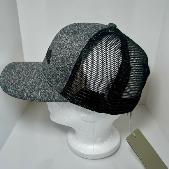 BENCH Men’s Grey & Black Adjustable Hat, One Size, New With Tags - Picture 5 of 6